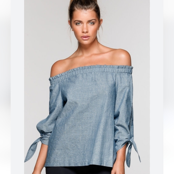 LOFT Blue off shoulder top NWT - Picture 4 of 13